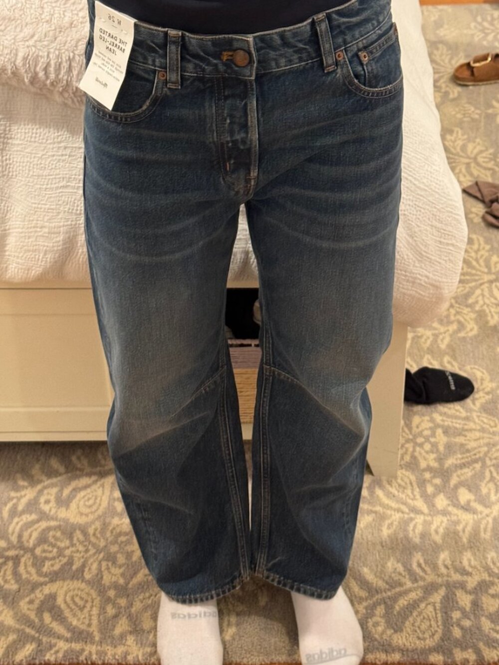 NWT Darted Barrel Leg Jeans in Danver Wash
